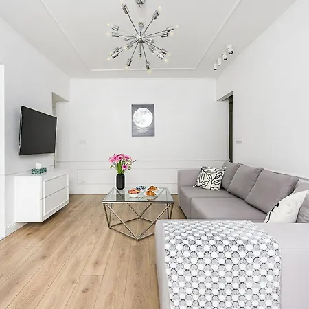 P&o Boya-zelenskiego Apartment